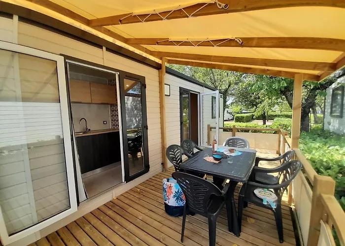 Tikayan L'oxygene Campingplatz Valensole