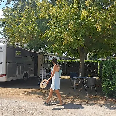 Tikayan L'oxygene Parque de Campismo Valensole