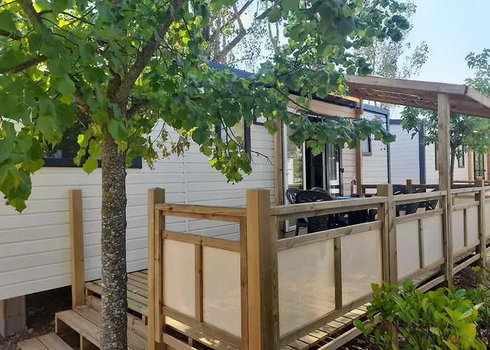 Tikayan L'oxygene אתר קמפינג 3*