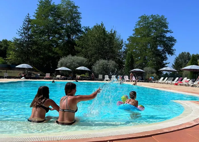 Tikayan L'oxygene אתר קמפינג וואלנסול